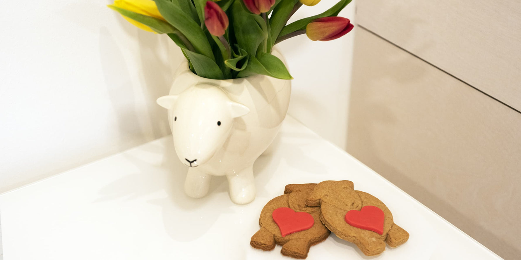 Mother's Day gingerbread treats. How to make them.