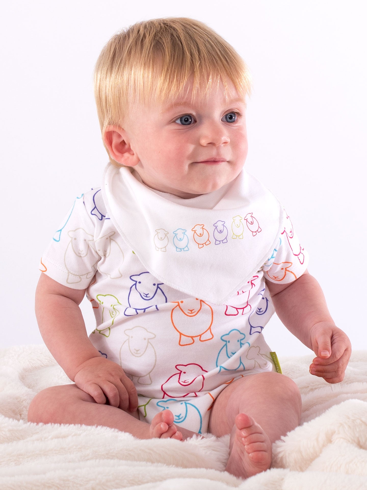 Baby Marra Bib Set