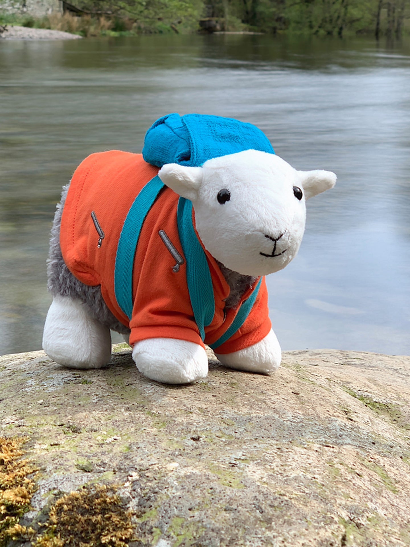 Hiker Outfit for Little Herdy