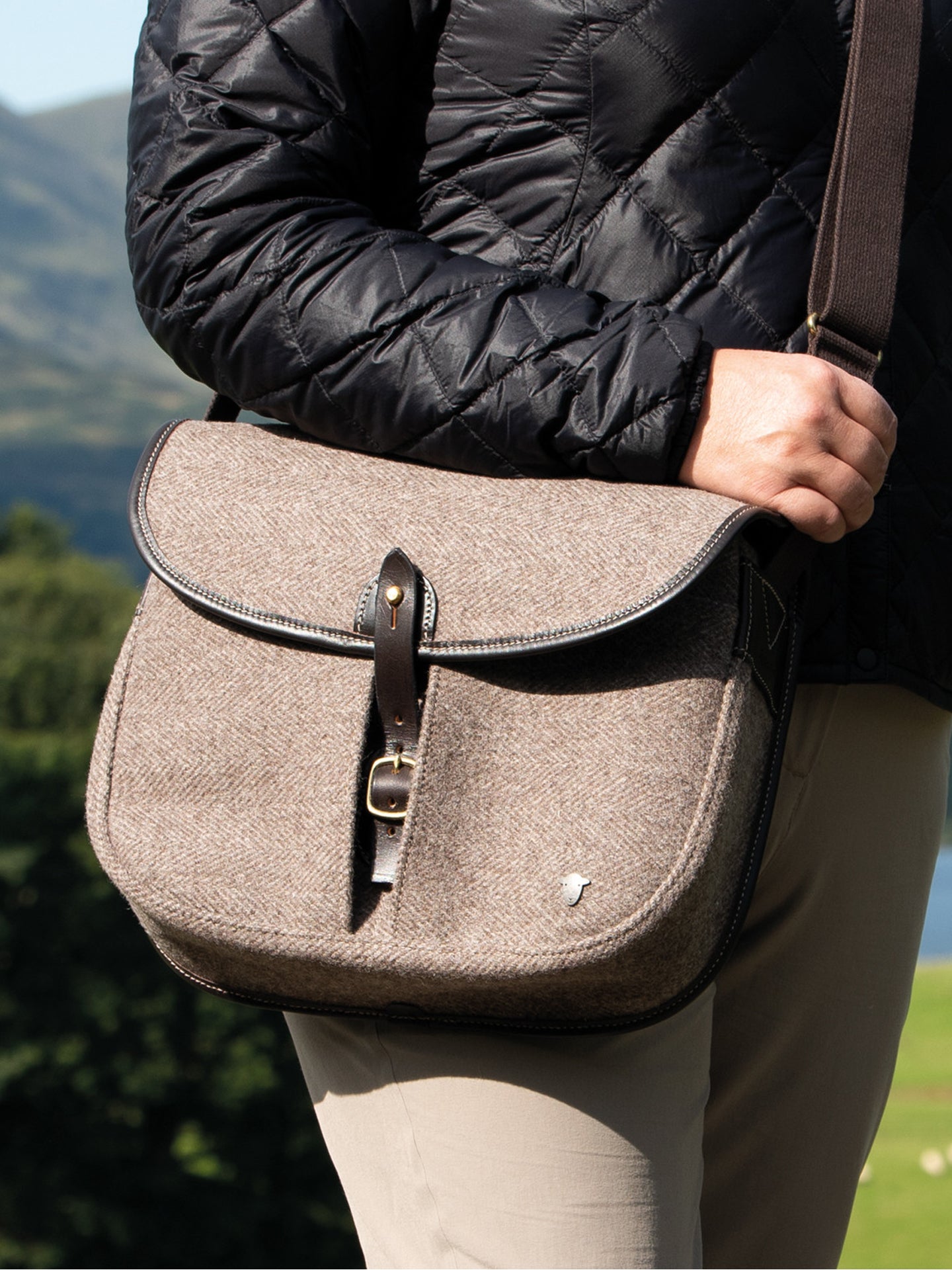Herdy Country Bag - Medium – The Herdy Company Ltd